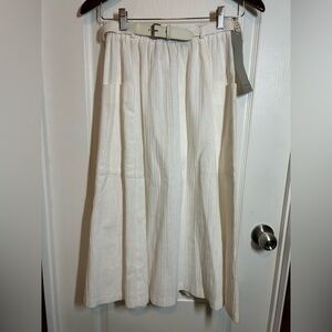 Manor Park Elegant White Midi Skirt - Size 10 NWT NOS